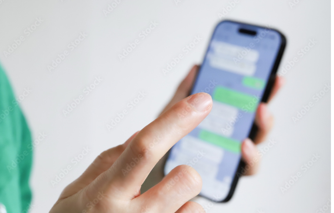 LINEで24時間いつでも相談！